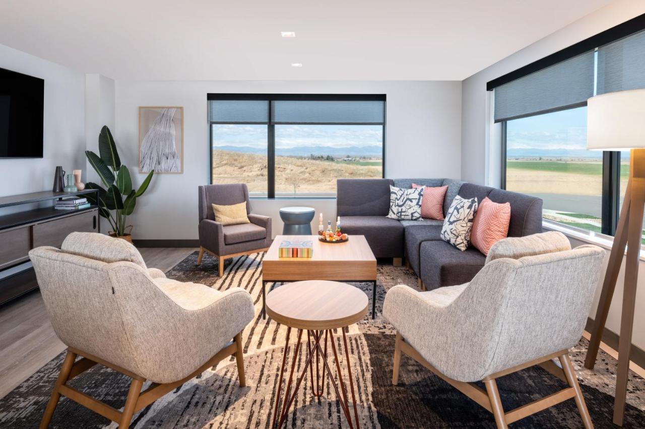 Atwell Suites - Denver Airport Tower Road By Ihg Eksteriør billede
