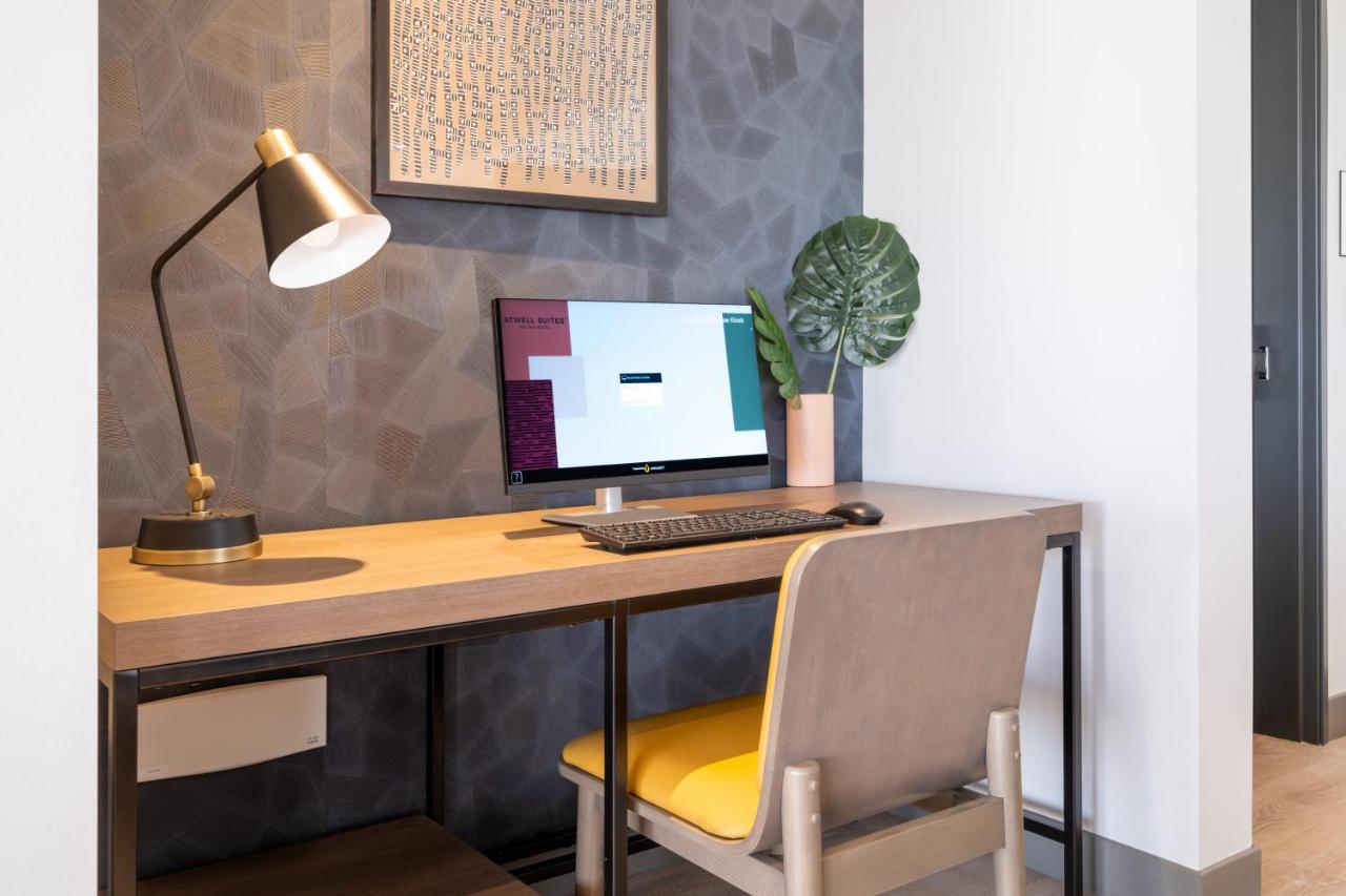 Atwell Suites - Denver Airport Tower Road By Ihg Eksteriør billede