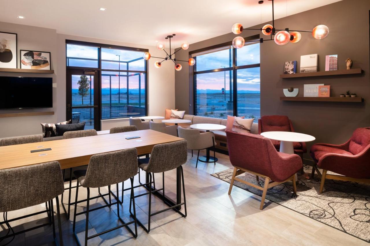 Atwell Suites - Denver Airport Tower Road By Ihg Eksteriør billede